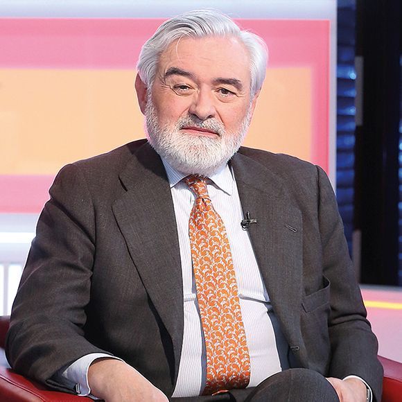 DARÍO VILLANUEVA -Premio Francisco Umbral al Libro del Año por Morderse la lengua. Corrección política y posverdad-